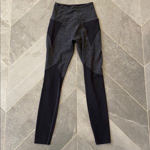 Beyond Yoga high waist legging size Small